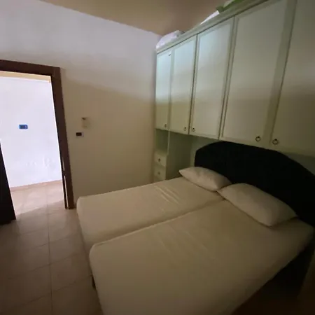 Casa Regi 9 شقة